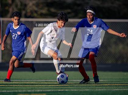 Thumbnail 3 in Grand Oaks @ Oak Ridge (Battle of the Oaks) photogallery.