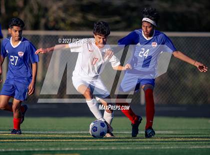 Thumbnail 1 in Grand Oaks @ Oak Ridge (Battle of the Oaks) photogallery.