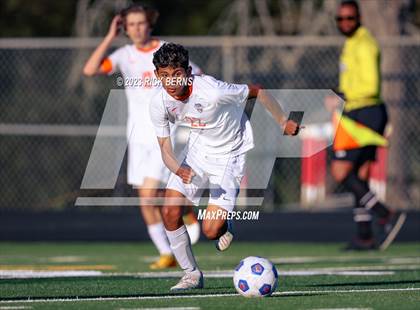 Thumbnail 3 in Grand Oaks @ Oak Ridge (Battle of the Oaks) photogallery.