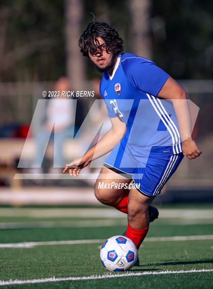 Thumbnail 3 in Grand Oaks @ Oak Ridge (Battle of the Oaks) photogallery.