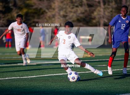 Thumbnail 3 in Grand Oaks @ Oak Ridge (Battle of the Oaks) photogallery.