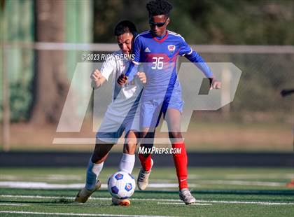 Thumbnail 2 in Grand Oaks @ Oak Ridge (Battle of the Oaks) photogallery.