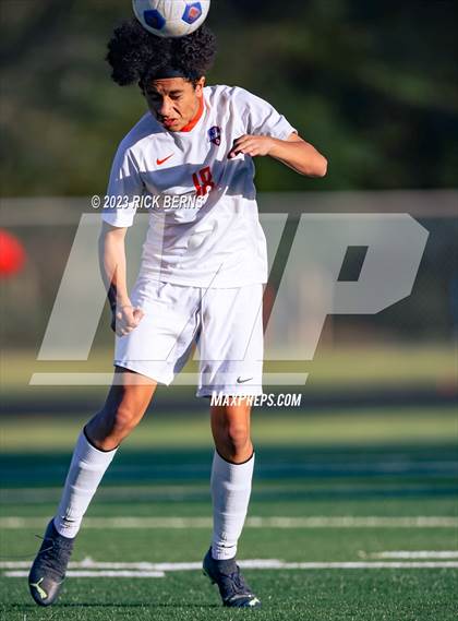 Thumbnail 3 in Grand Oaks @ Oak Ridge (Battle of the Oaks) photogallery.