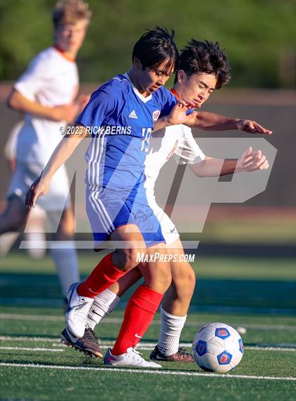Thumbnail 2 in Grand Oaks @ Oak Ridge (Battle of the Oaks) photogallery.