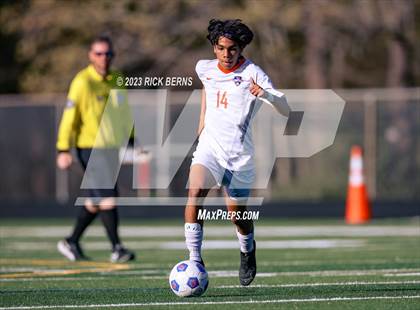 Thumbnail 3 in Grand Oaks @ Oak Ridge (Battle of the Oaks) photogallery.