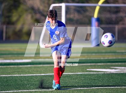 Thumbnail 3 in Grand Oaks @ Oak Ridge (Battle of the Oaks) photogallery.