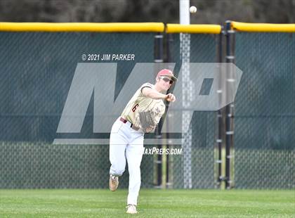 Thumbnail 2 in Rouse vs. College Station (LISD Tournament) photogallery.