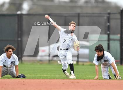 Thumbnail 2 in Rouse vs. College Station (LISD Tournament) photogallery.