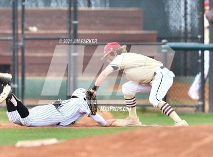 Thumbnail 1 in Rouse vs. College Station (LISD Tournament) photogallery.