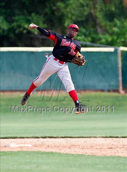 Thumbnail 2 in Marvin Ridge vs. South Point (NCHSAA 3A West Final) photogallery.