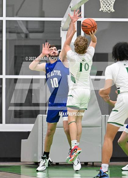 Thumbnail 3 in Van Alstyne @ Caddo Mills photogallery.