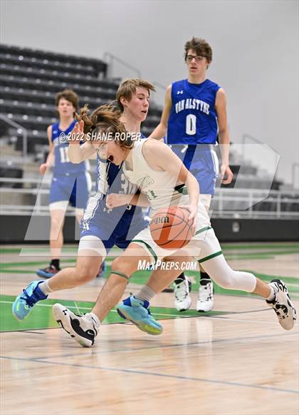 Thumbnail 3 in Van Alstyne @ Caddo Mills photogallery.
