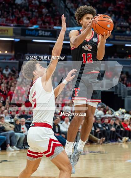 Thumbnail 2 in Fishers vs. Jeffersonville (IHSAA 4A Final) photogallery.
