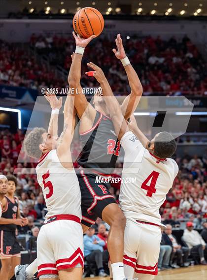Thumbnail 2 in Fishers vs. Jeffersonville (IHSAA 4A Final) photogallery.
