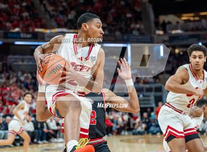 Thumbnail 2 in Fishers vs. Jeffersonville (IHSAA 4A Final) photogallery.