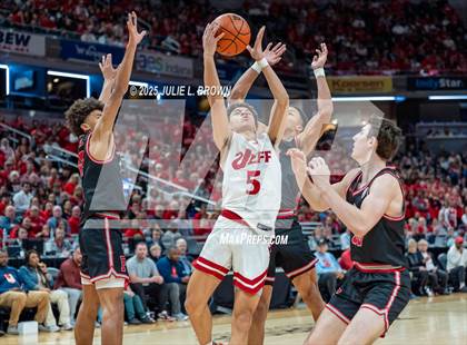 Thumbnail 2 in Fishers vs. Jeffersonville (IHSAA 4A Final) photogallery.