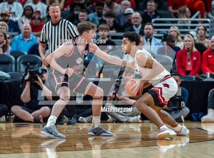 Thumbnail 1 in Fishers vs. Jeffersonville (IHSAA 4A Final) photogallery.