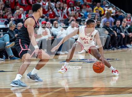 Thumbnail 1 in Fishers vs. Jeffersonville (IHSAA 4A Final) photogallery.