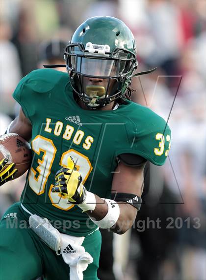 Thumbnail 3 in A&M Consolidated vs. Longview (UIL 5A Region 2 Semifinal) photogallery.