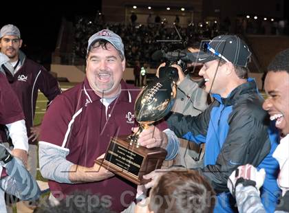 Thumbnail 3 in A&M Consolidated vs. Longview (UIL 5A Region 2 Semifinal) photogallery.