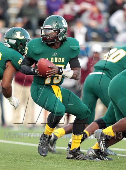 Thumbnail 2 in A&M Consolidated vs. Longview (UIL 5A Region 2 Semifinal) photogallery.