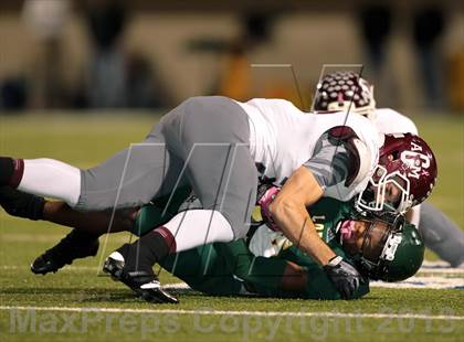 Thumbnail 3 in A&M Consolidated vs. Longview (UIL 5A Region 2 Semifinal) photogallery.