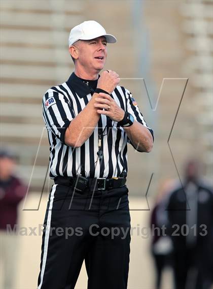 Thumbnail 2 in A&M Consolidated vs. Longview (UIL 5A Region 2 Semifinal) photogallery.