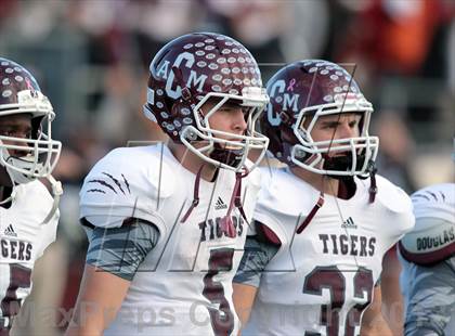 Thumbnail 3 in A&M Consolidated vs. Longview (UIL 5A Region 2 Semifinal) photogallery.