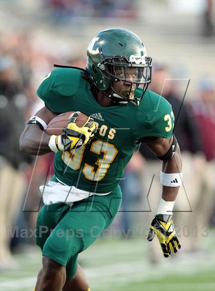 Thumbnail 3 in A&M Consolidated vs. Longview (UIL 5A Region 2 Semifinal) photogallery.