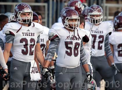 Thumbnail 2 in A&M Consolidated vs. Longview (UIL 5A Region 2 Semifinal) photogallery.