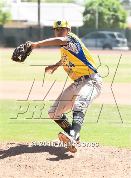 Thumbnail 2 in San Pasqual Valley vs. Phoenix Christian (Salt River/Chandler Prep Tournament) photogallery.