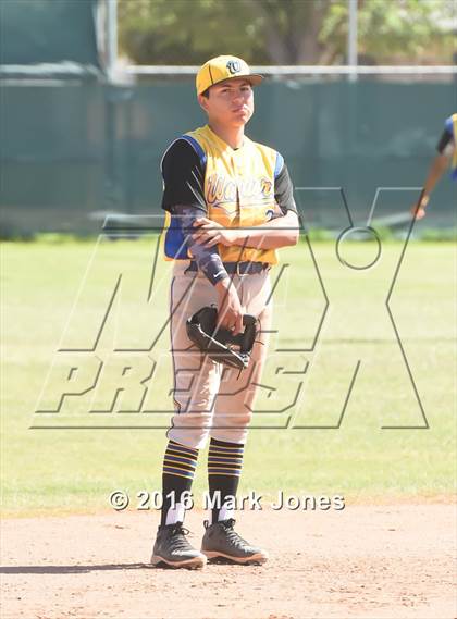 Thumbnail 1 in San Pasqual Valley vs. Phoenix Christian (Salt River/Chandler Prep Tournament) photogallery.