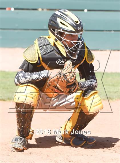 Thumbnail 2 in San Pasqual Valley vs. Phoenix Christian (Salt River/Chandler Prep Tournament) photogallery.