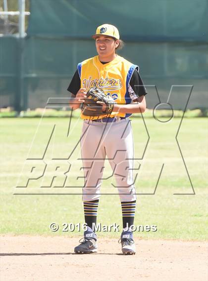 Thumbnail 2 in San Pasqual Valley vs. Phoenix Christian (Salt River/Chandler Prep Tournament) photogallery.