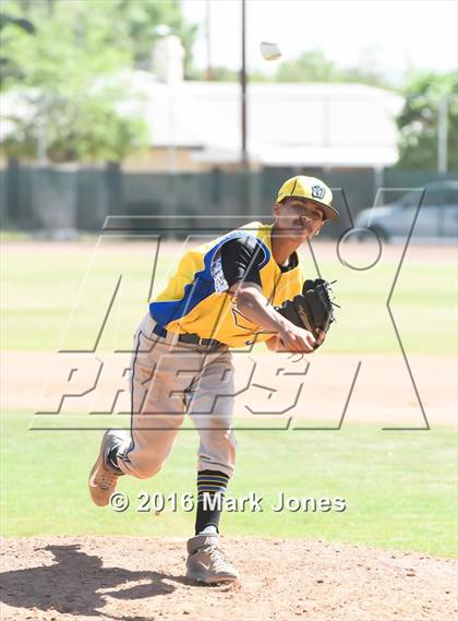 Thumbnail 1 in San Pasqual Valley vs. Phoenix Christian (Salt River/Chandler Prep Tournament) photogallery.