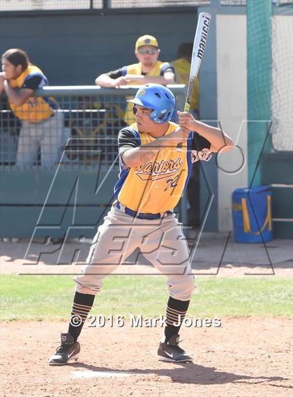 Thumbnail 2 in San Pasqual Valley vs. Phoenix Christian (Salt River/Chandler Prep Tournament) photogallery.