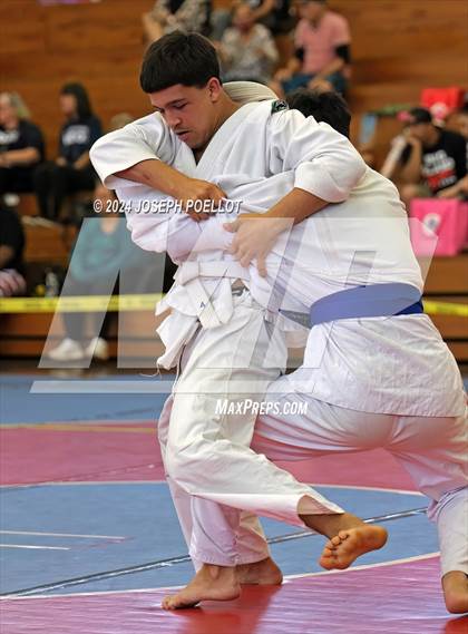 Thumbnail 2 in Waiakea Tournament photogallery.