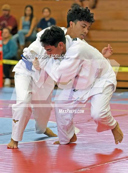 Thumbnail 1 in Waiakea Tournament photogallery.