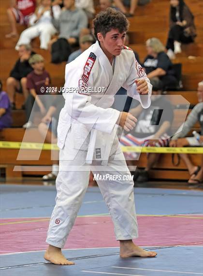 Thumbnail 2 in Waiakea Tournament photogallery.