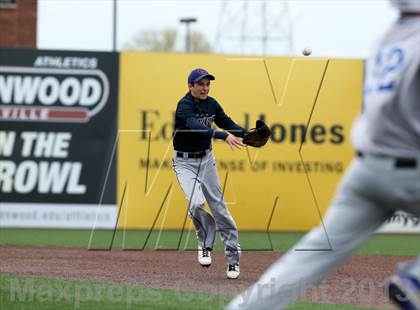 Thumbnail 3 in Columbia vs. Gibault photogallery.