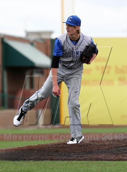 Thumbnail 3 in Columbia vs. Gibault photogallery.