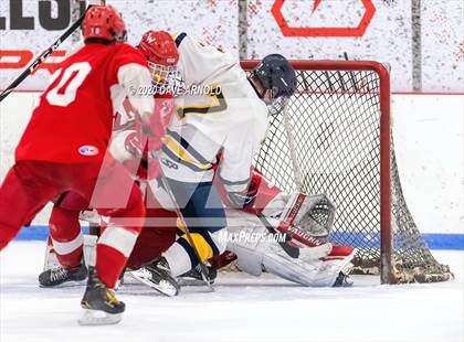 Thumbnail 1 in Waltham @ Andover photogallery.
