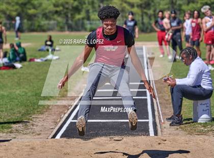Thumbnail 1 in Dog Pound Invitational (Long Jump) photogallery.
