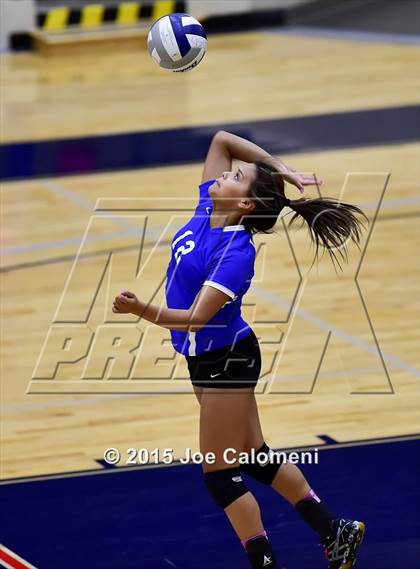 Thumbnail 1 in Burbank vs Lanier [Sidney] photogallery.