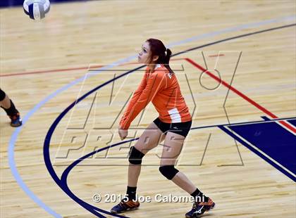 Thumbnail 3 in Burbank vs Lanier [Sidney] photogallery.