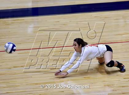 Thumbnail 3 in Burbank vs Lanier [Sidney] photogallery.