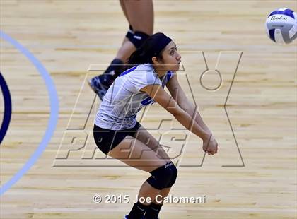 Thumbnail 1 in Burbank vs Lanier [Sidney] photogallery.