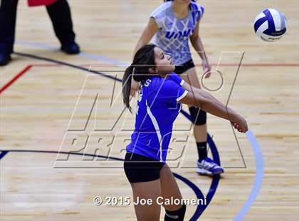 Thumbnail 1 in Burbank vs Lanier [Sidney] photogallery.