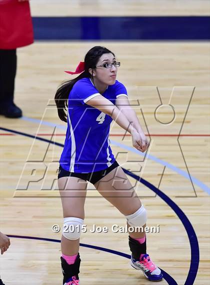 Thumbnail 3 in Burbank vs Lanier [Sidney] photogallery.
