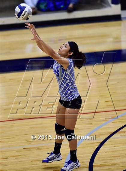 Thumbnail 3 in Burbank vs Lanier [Sidney] photogallery.